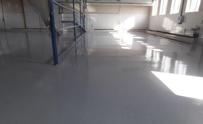 Преимущества полимерных полов